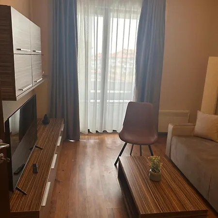 Apartment Anna 1 Near Gondola